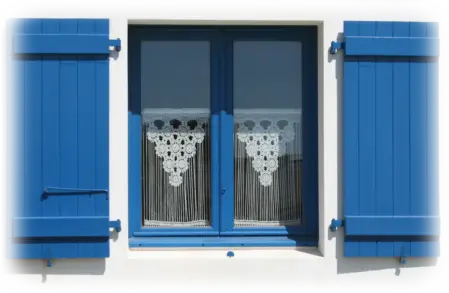Peinture de boiserie porte volet portail à Coltainville 28300 Eure-et-Loir
